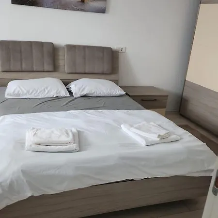 Apartment Valcom Residents Coresi 2 *